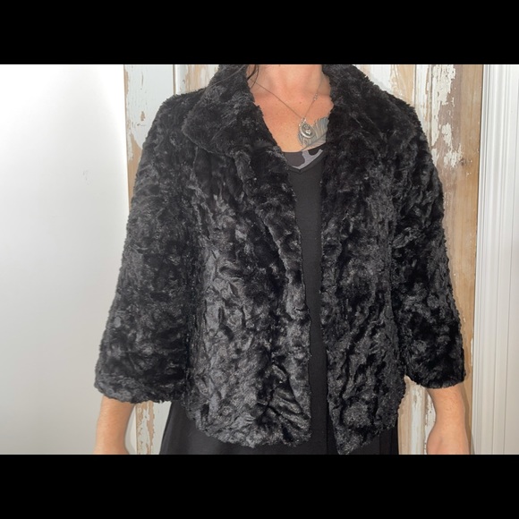Faux fur black jacket made by The Sister Co. - Picture 1 of 7